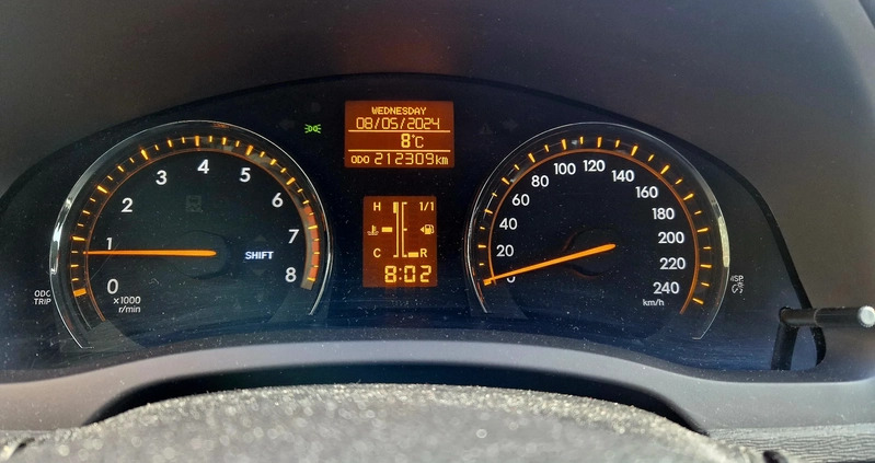 Toyota Avensis cena 37500 przebieg: 212000, rok produkcji 2011 z Czarnków małe 667